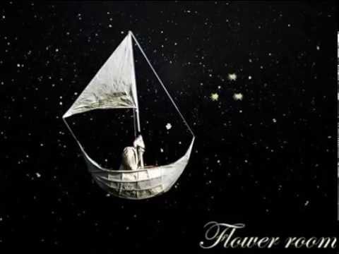 Flower Room - Calista