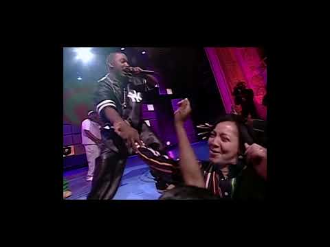 Lord Tariq & Peter Gunz - Deja Vu (Uptown Baby) LIVE at the Apollo 1998