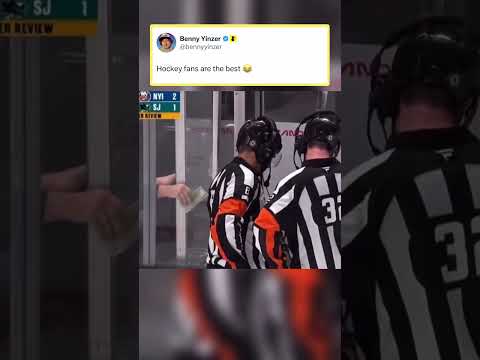 Hockey fans are awesome 😂