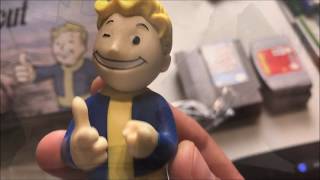 WHATS IN A FALLOUT BOX?|WALMART EXCLUSIVE