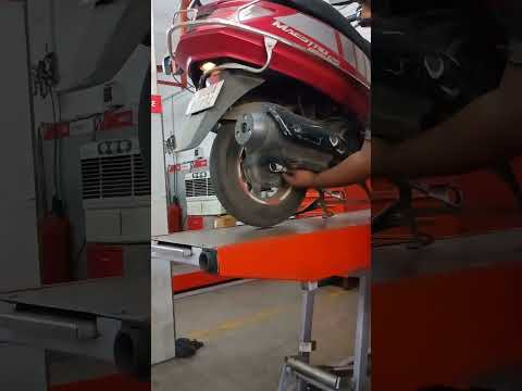 scooter Fast rear wheel remove tacnic