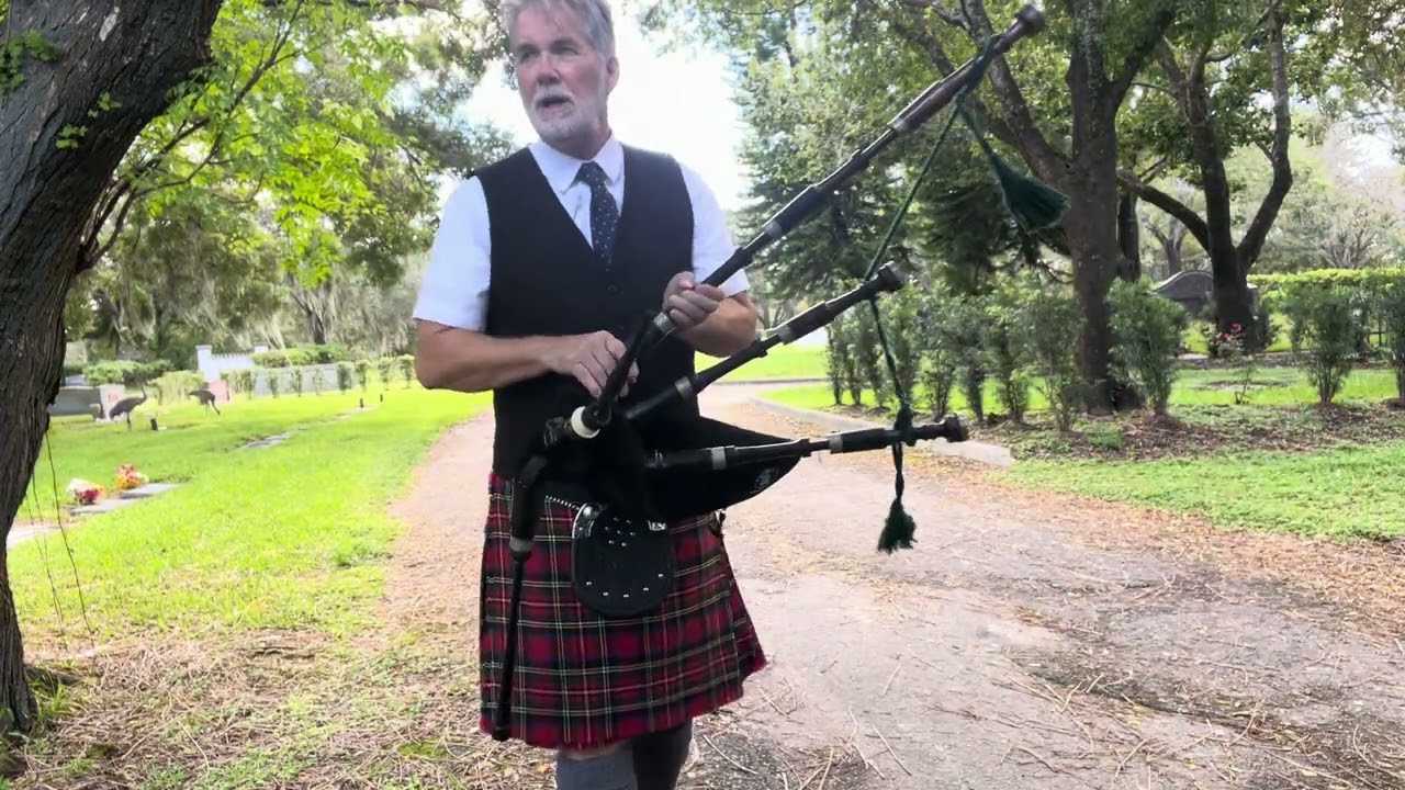 Promotional video thumbnail 1 for Bagpiper - Paul Macleish