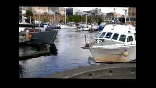 preview picture of video 'Hobart Victoria Dock Fishing Boat'