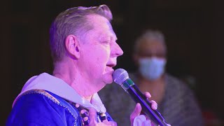 Independent review board clears Father Michael Pfleger, reinstated as senior pastor at St. Sabina Ch