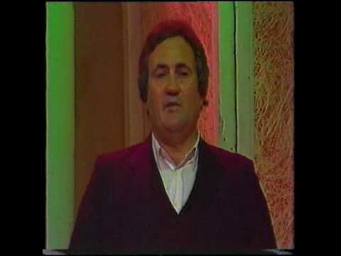 Nestor Puskas spiva "Zenjim Sina"