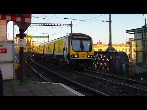 IE 29000 Class DMU Train number 29421 - Tara Street Station, Dublin