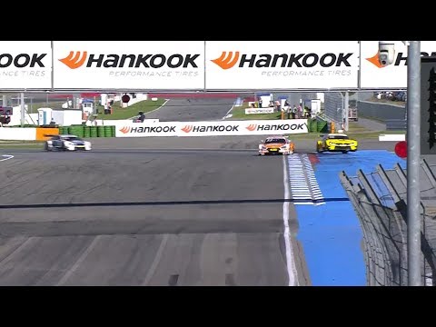 Jumping Timo Glock - BMW Motorsport.