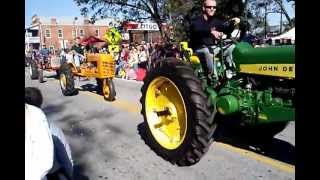 preview picture of video 'Bostwick Tractor Parade 2012 Grandbob Luke John'