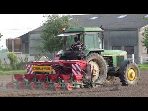 Landb. Ollevier - Woesten - John Deere 3040