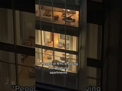 LIFE in NEW YORK we can see inside your apartment 👀😂 #realestate #life #newyork #invest