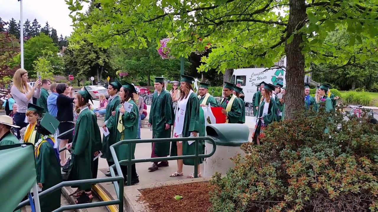 Graduation Ceremony University of Oregon Romance Languages Department 2016(1)