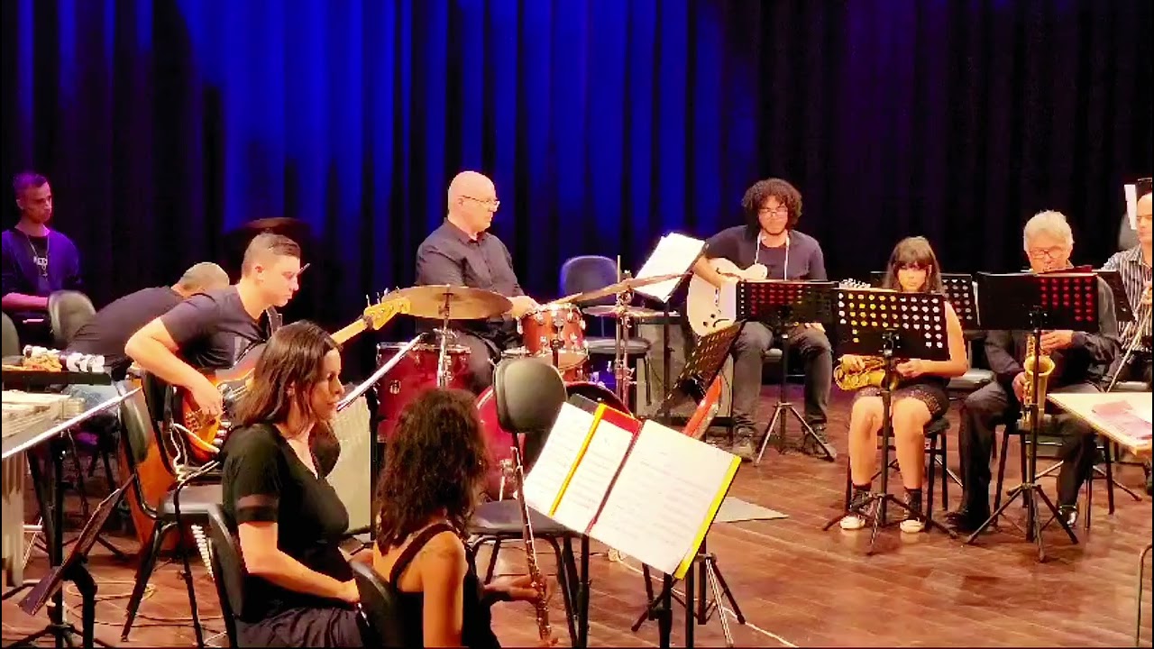 Libertango - Piazzolla  - Daniel Oliveira - Adriana Braga Big Band -