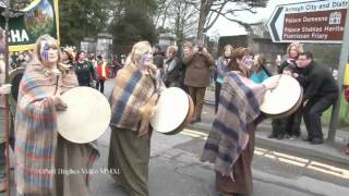 preview picture of video 'St Patricks Day Armagh 2011 - wwwPHVideo.net'