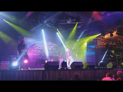 Hot Spaces -  One Vision/Tie Your Mother Down Live Stazione Birra 16/10/2021