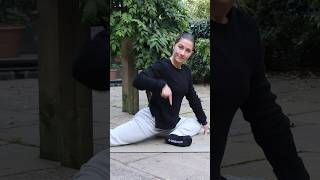 Extended Side Angle Pose demonstration thumbnail