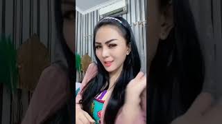 Download lagu Janda semok goyang bigo Live Cantik1 mp3