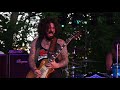 Tracii Guns Insane Guitar Solo With "L.A. Guns"