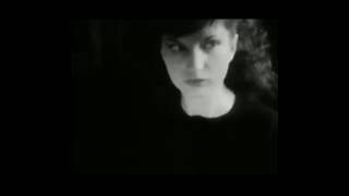 Alexandra Savior - Mystery Girl (Meshes Of The Afternoon)