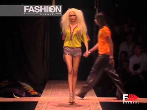 "Versace" Spring Summer 2004 New York 3 of 4 Menswear by Fashion Channel