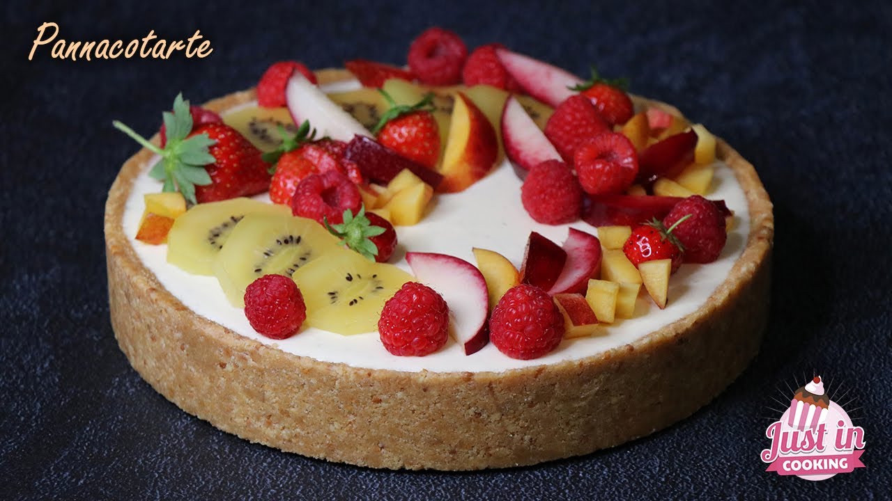 Recette de la Pannacotarte : Tarte Panna Cotta Sans Cuisson aux Fruits et à la Vanille Recette de la Pannacotarte : Tarte Panna Cotta Sans Cuisson aux Fruits et à la Vanille