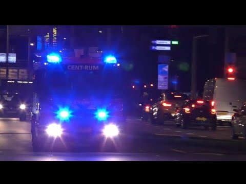 Brandweer Den Haag Laak en Centrum met spoed naar een Gebouwbrand in Rijswijk