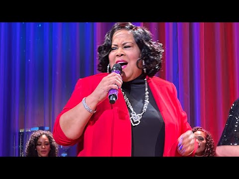 Martha Wash (First Ladies of Disco) - It's Raining Men, live at Myron's, Las Vegas NV, Sep 29 2024