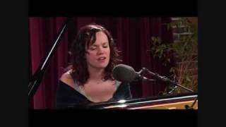 Silent Night - Allison Crowe (live-off-the-floor) w. lyrics