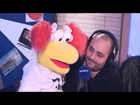 L'équipe de Cyril Hanouna s'essaye à la ventriloquie