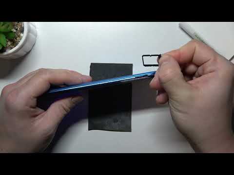 Does the Oppo Find X3 Lite have a micro SD Card input?