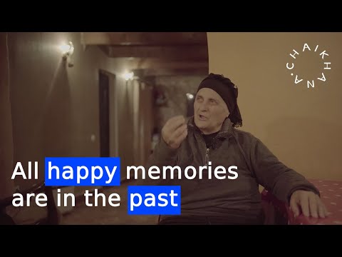 How does a regular family in the village of Makhunjia (Gali) survive with few resources?