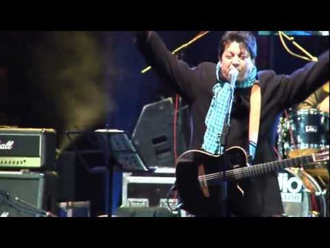 Apsolutno Romantično - Moja mala nema mane (live, 2013.)