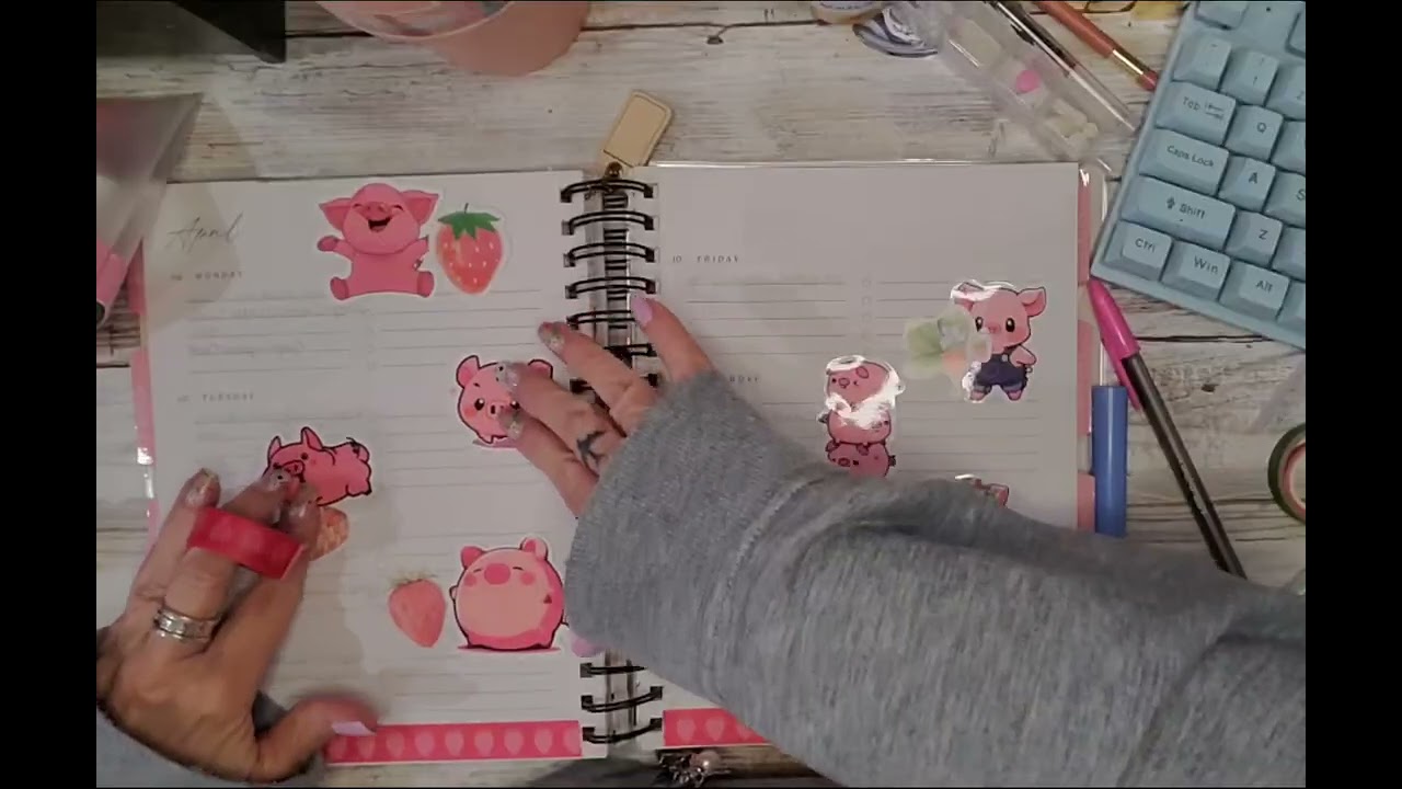 This is our monthly YouTube Collab Loop Group and the theme for April is Farm Animals 🐄🐐🐑🐏🐍🐴🐖🐕🐁🦆🐓🦃