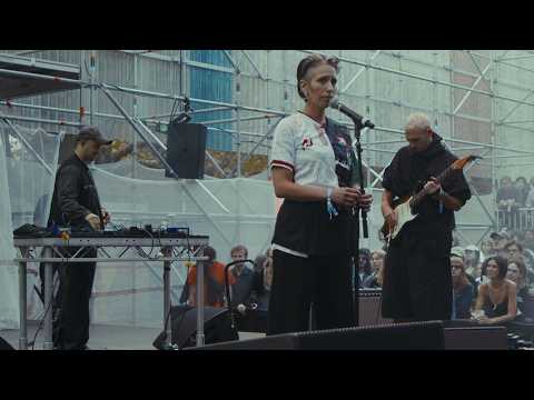 Moin live from RALLY Festival