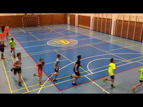 Florbal Jesenice - trénink st. žáků a dorostenců, warm-up, rozběhání