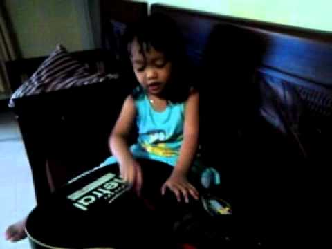 Aku sayang Bunda..by Naura