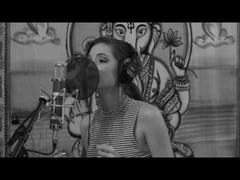 Jolene by Dolly Parton (Cover by Laura Walsh)