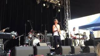 Kingfisha-Digging for Fire LIVE at WOMADelaide