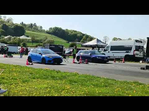 Focus RS Mk3 vs Golf 7 R
