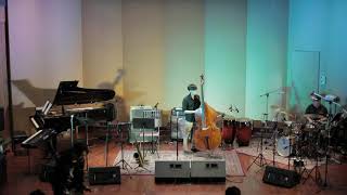 1 Senior Jazz Bass Recital By Peerapong Kaewkham, Trapped, Lee Morgan