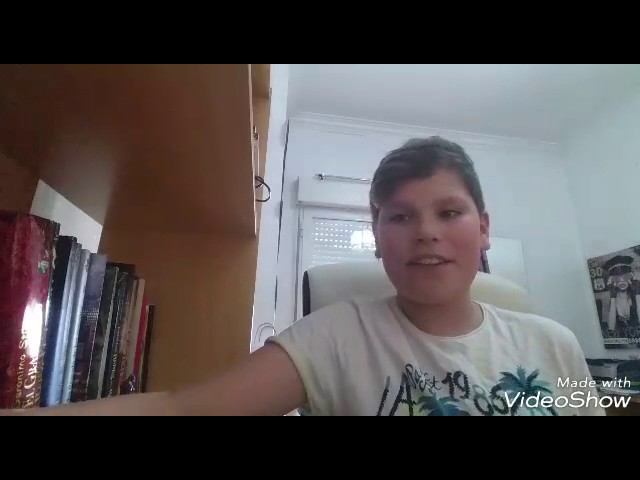 Vídeo relacionado con Besos entre líneas (Planeta)