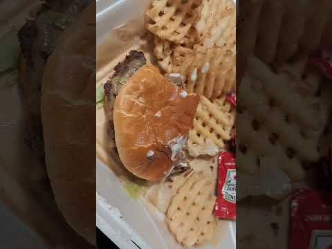 Hooters - Review in Cafes, Restaurants and Bars category from Saint Louis, Missouri
