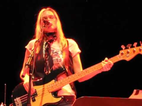 Aimee Mann - Voices Carry (Live at the Boulder Theater, Boulder, CO)