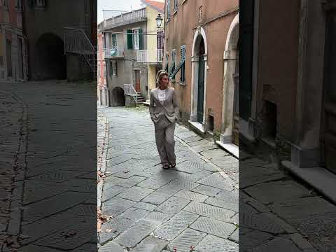 Laura a Fosdinovo #modella #look #model