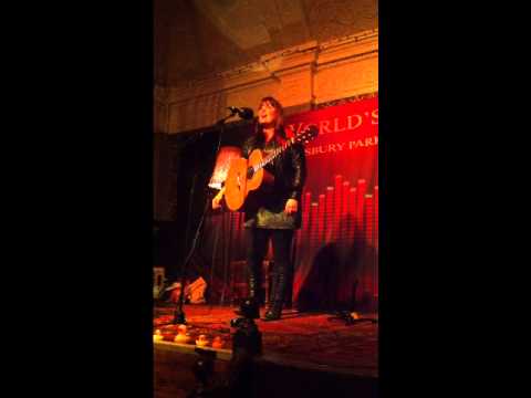 Samantha Horwill Live at The World's End