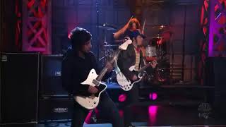 Fall Out Boy - A Little Less Sixteen Candles.. (Live The Tonight Show With Jay Leno 2006)