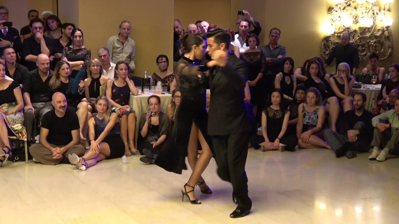 Sebastian Achaval e Roxana Suarez - Bari International Tango Congress - 02.11.2018  2.3