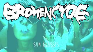 brokeNCYDE! - SUNGLASSES [audio w/ lyrics]