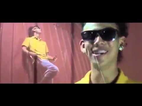 Albert06   Me Enamoraste VIDEO OFICIAL By Alambre Films www videoripper me 1