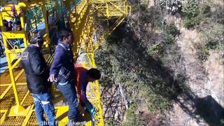preview picture of video 'Bungee Jump by KoTI @ Jumpin Hieghts, Rishikesh'