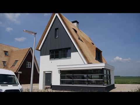 rietgedekte woningen De Jonge Veenen Moerkapelle